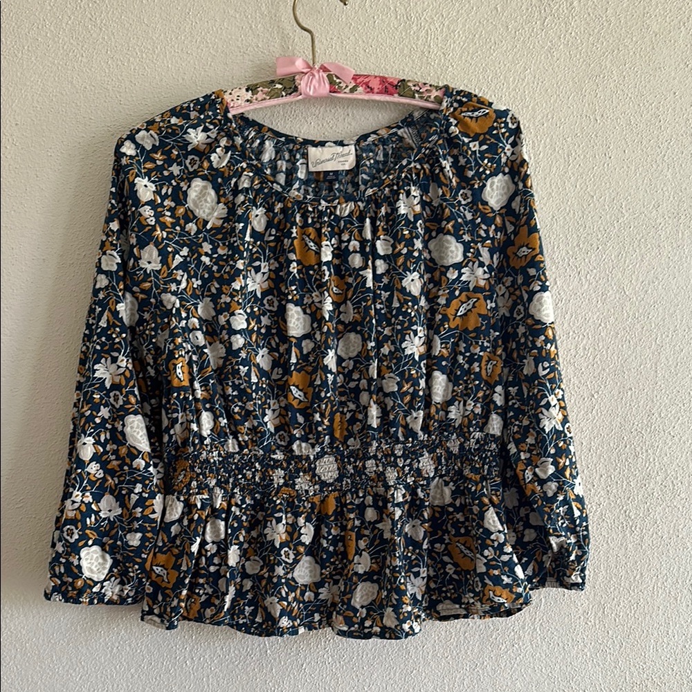 Floral Blue and White Women's Top